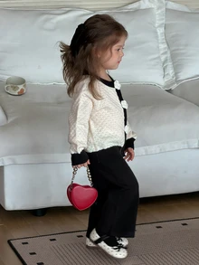 DAZY Baby Girl Korean Style Long Sleeve 3D Floral Decor Spring/Autumn Knit Cardigan And Knit Pants Set - Black and White - View 3
