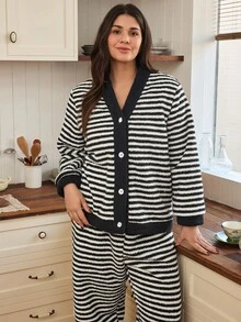 Doze Lane Women's Plus Size Coral Fleece Striped Casual Pajamas - Black and White - View 6
