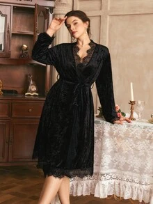 Côtesoire Plus Size Women's Glossy Velvet Lace Long Robe - Black - View 6