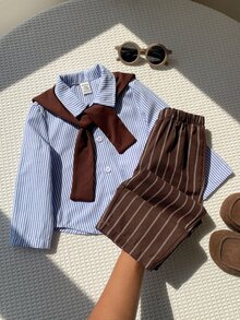 SHEIN 男嬰 4件組秋冬休閒學院風襯衫套裝，附披肩與腰帶，多件式冬季套裝，聖誕款 - 棕色 - 查看 1