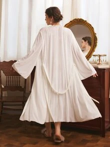 Côtesoire Plus Size Women Solid Color Bell Sleeve Robe And Contrast Lace Camisole Nightgown Elegant Sleepwear Set - White - View 3