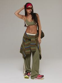Musera Sport Scoop Front Multicolour Contrast Side Panel Sports Coord Bra Outdoors Workout Gym Terra Peak - Army Green - View 3