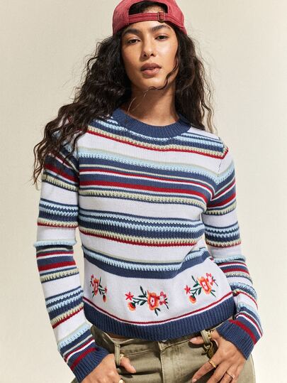 SHEIN Women's Round Neck Striped Long Sleeve Pullover Sweater, Embroidered Autumn/Winter Clothing, Contrast Color Striped Slim Fit Fashionable Versatile Embroidered Short Pullover Sweater