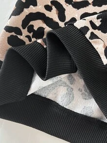 SHEIN 女嬰針織豹紋寬鬆休閒極簡舒適圓領套頭衛衣與長褲2件套 - 彩色 - 查看 7