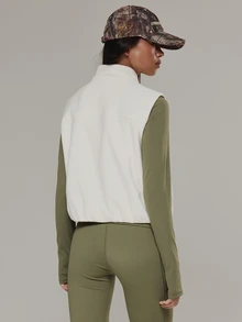 Musera Sport سترة صوفية بدون أكمام بياقة عالية وسحاب كامل وشعار مطرز وخصر مشدود للأنشطة الخارجية والتمارين الرياضية والجيم Terra Peak - لون مشمشي - مشاهدة 5