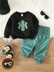 SHEIN 男嬰字母印花針織軟綿圓領長袖套頭運動衫與鬆緊腰長褲 2 件套 - 彩色 - 查看 7