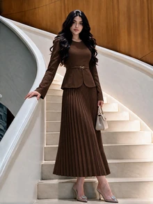 Modelyn 女款復古棕色收腰荷葉邊上衣與百褶長裙兩件套，奢華長袖圓領優雅通勤與派對套裝，附裝飾腰帶 - 咖啡棕 - 查看 8