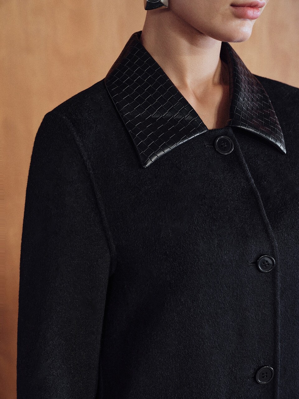 MOTF WOMEN'S AUTUMN/WINTER SOLID COLOR LEATHER PATCHWORK DOUBLE-FACED WOOL COAT