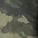 متعدد الألوان
