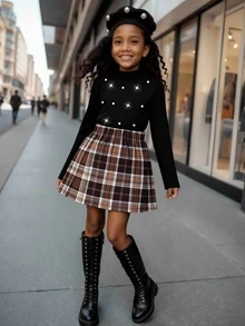 SHEIN Casuvi Kids 少女秋季彈性針織小高領上衣格紋裙套裝 2件式校園學院風服飾 - 棕色 - 查看 1
