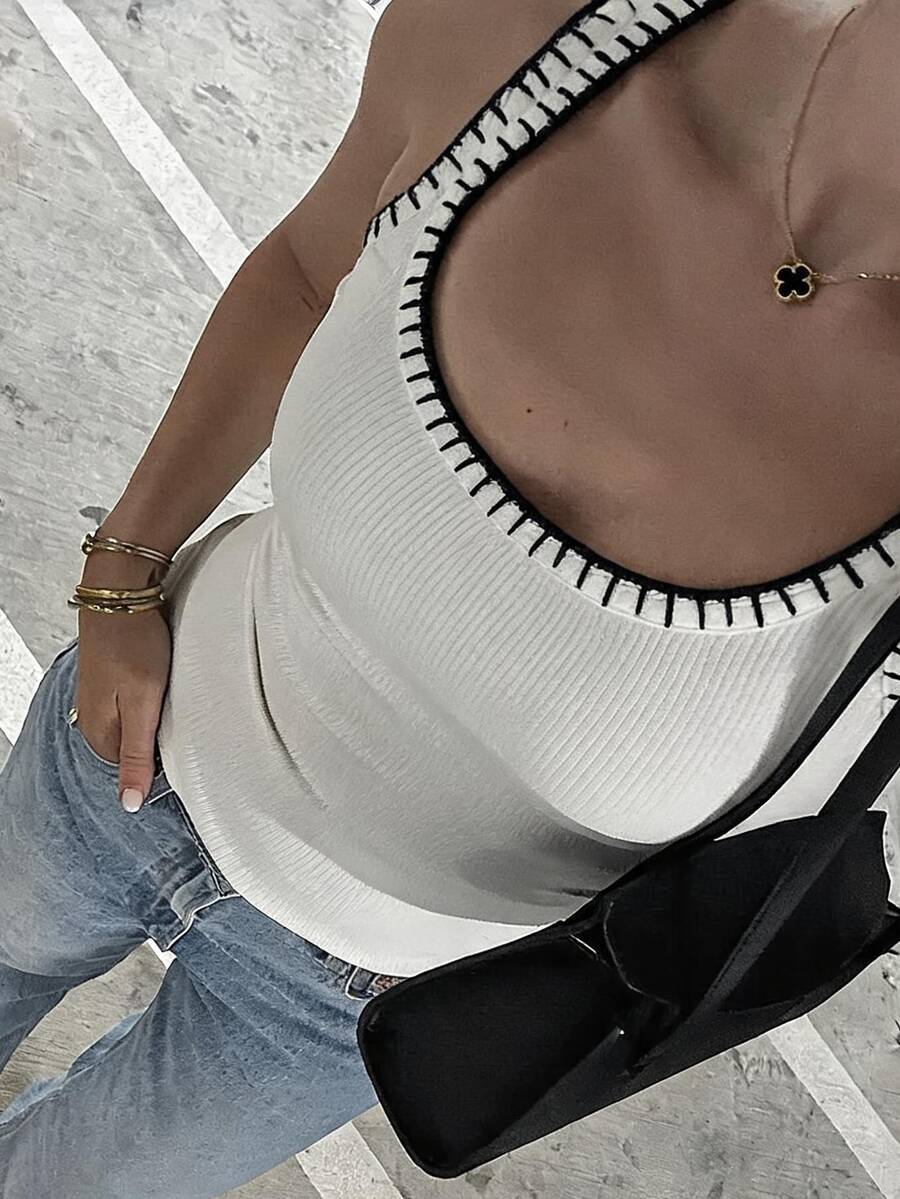 DAZY Black Contrast Color Patchwork Lace Trim Fitted Sleeveless Sweet Sexy Cropped Tank Top For Women - White - View 1
