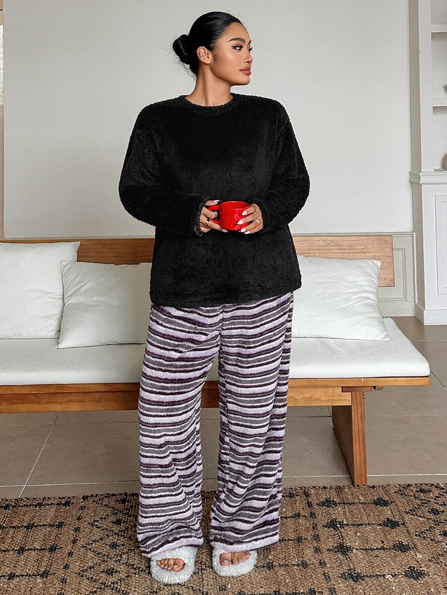 Dazy Plus 2pcs Thermal Lined Thickened Autumn/Winter Home Wear Long Pants Casual Pajama Set - Black - View 1