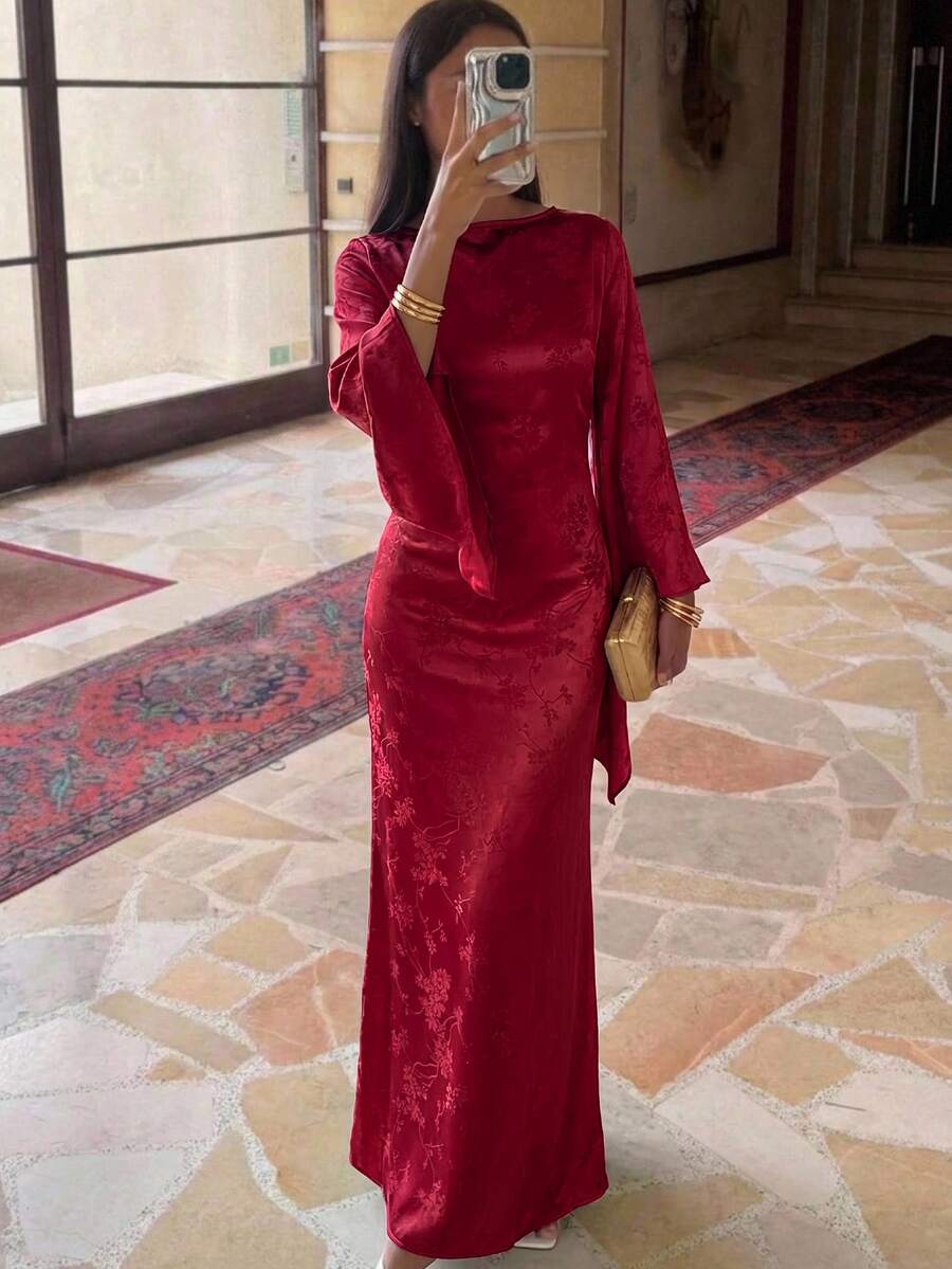 Aloruh 女款優雅派對宴會緞面提花喇叭袖修身後背打結超長洋裝 - 紅色 - 查看 1