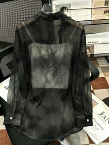 Resyla 大尺碼女款紮染落肩長袖單排扣休閒寬鬆襯衫 - 彩色 - 查看 2