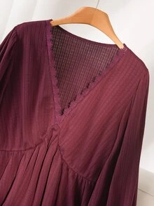 CosyJoli Plus Size Women Solid Color Contrast Lace V-Neck Long Sleeve T-Shirt - Burgundy - View 4