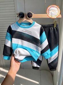Genkimix Kids 男童小號運動衫套裝 2 件組，上衣灰色、黑色與湖藍色斜向拼接設計，配波點與線條印花，湖藍色羅紋領口、袖口與下擺，搭配同款斜向波點印花運動長褲，黑色羅紋袖口 - 彩色 - 查看 2