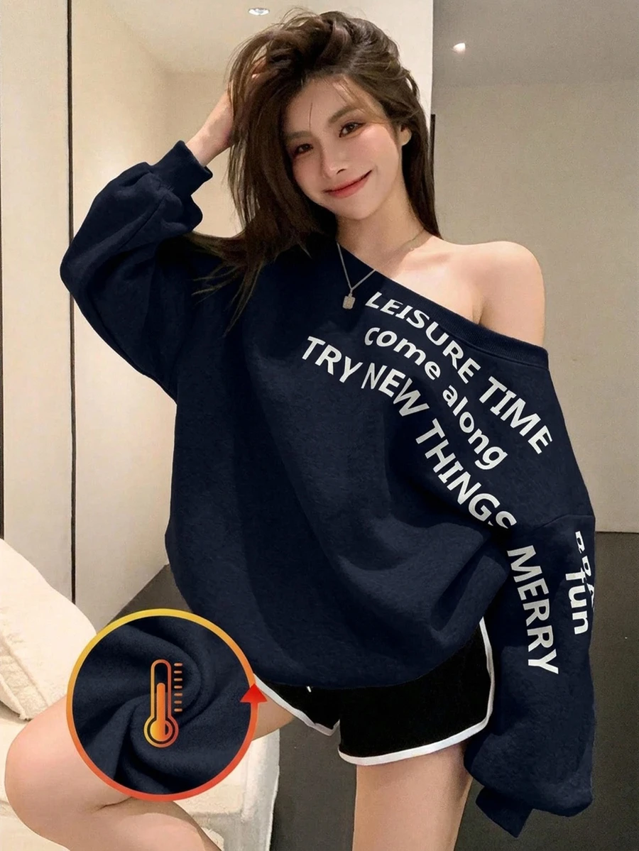 DAZY 女款休閒街頭風甜美保暖內裡海軍藍字母印花不對稱領運動衫，秋冬連帽衫 - 藏蓝色 - 查看 1