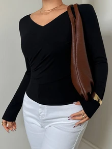 Dazy Plus Sexy Fitted Off-Shoulder Long Sleeve Black T-Shirt - Black - View 6