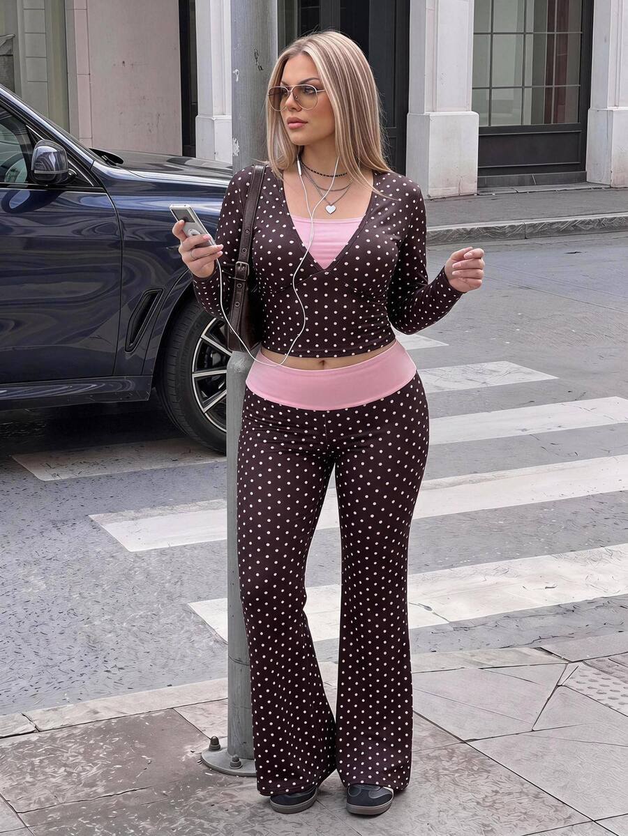 SHEIN ICON طقم كاجوال 2 في 1 بمقاس كبير بتصميم فينتاج Y2K بنقاط بولكا وألوان متباينة وردي وبني - بني مخاوي - مشاهدة 1
