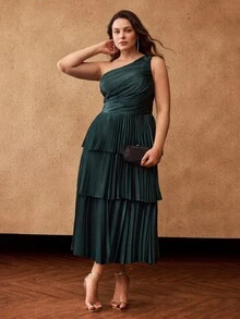 MOTF Soiréza PLUS SIZE WOMEN ONE SHOULDER SLEEVELESS PLEATED PATCHWORK MULTI-LAYER HEM ELEGANT COCKTAIL DRESS - Dark Green - View 6