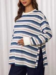 SHEIN تي شيرت كاجوال فضفاض للحوامل بطبعة حروف وخطوط وأكمام طويلة وأكتاف منسدلة - متعدد الألوان - مشاهدة 1