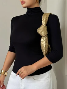 Dazy Plus تي شيرت نسائي مقاس كبير بلون موحد وأكمام قصيرة وياقة عالية - الأسود - مشاهدة 8