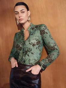 MOTF PREMIUM WOMEN'S VINTAGE VELVET BURNOUT BLOUSE - Green - View 6