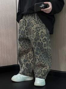 SHEIN 1件男童休閒運動可愛日常舒適街頭風百搭印花直筒長褲，適合外出、上學、日常聚會，春秋秋冬開學穿搭，秋季穿搭 - 彩色 - 查看 1