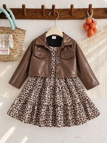 SHEIN Elladie kids 幼女2件套 少女復古休閒戶外秋季翻領短款皮革夾克與動物印花荷葉邊長袖洋裝套裝 - 棕色 - 查看 4