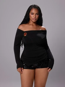 Rustia Plus Size Off-Shoulder Asymmetrical Ruched Metal Buckle Elegant Vintage Cute Holiday Party T-Shirt - Black - View 3