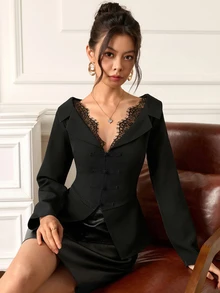 EastFlair Atasan Kasual Wanita dengan Motif Renda dan Patchwork untuk Pemakaian Sehari-hari - Hitam - View 3