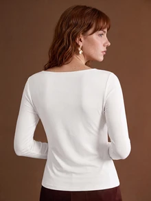 MOTF PREMIUM AUTUMN/WINTER ASYMMETRIC METAL RING DECOR SLIM FIT COTTON T-SHIRT - White - View 5