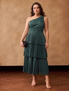 MOTF Soiréza PLUS SIZE WOMEN ONE SHOULDER SLEEVELESS PLEATED PATCHWORK MULTI-LAYER HEM ELEGANT COCKTAIL DRESS - Dark Green - View 4