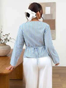 Lounesse Blus Elegan Bergaris Kancing Depan untuk Wanita Ukuran Besar - Biru - View 2