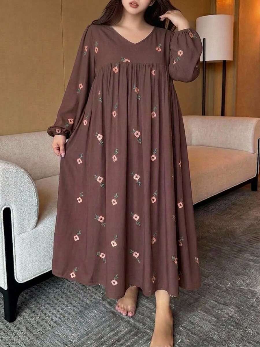 Dazy Plus 時尚葉子與花卉印花圓領 A 字版型寬鬆長款居家服優雅睡袍 秋季 - 棕色 - 查看 1