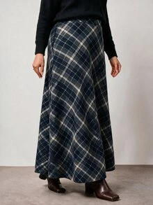 Enliva Plus Size Fall Plaid A Line Maxi Skirt With Elastic Waist For Pear Body - Navy Blue - View 3