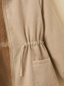 SHEIN 青少年女孩休閒極簡風卡其色口袋保暖內裡連帽毛領收腰派克大衣，秋冬時尚純色中長版夾克 - 卡其色 - 查看 9