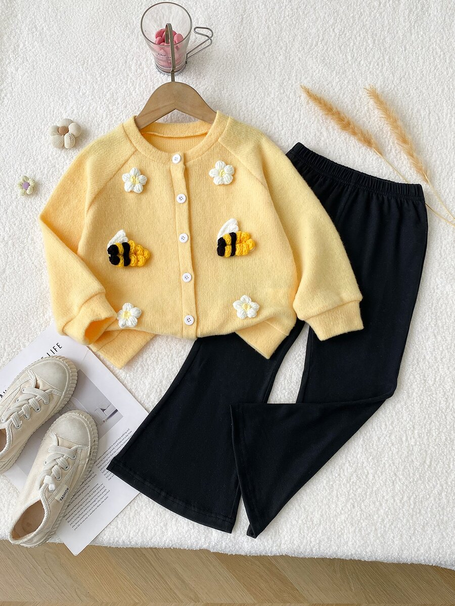 SHEIN Genkimix Kids 2pcs Set Girls Toddler Cute Playful Style 3D Crochet Flower Bee Decor Round Neck Long Sleeve Single-Breasted Jacket Paired With White Flared Pants - Multicolor - View 1
