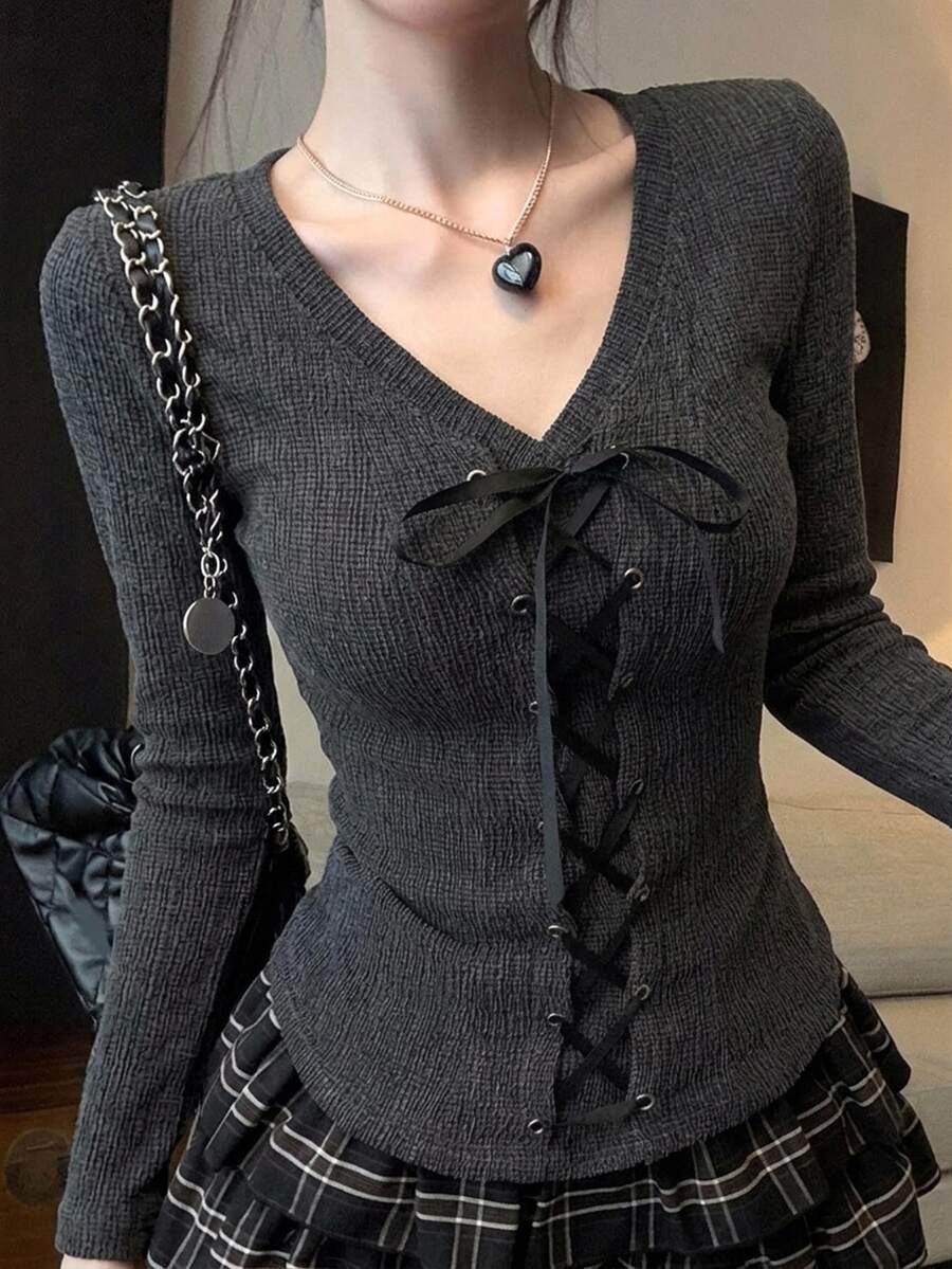 DAZY 春夏灰色對比色繫帶式婚禮時尚派對修身方領優雅音樂節長袖女款T恤 - 深灰色 - 查看 1