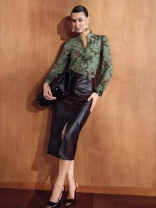 MOTF PREMIUM WOMEN'S VINTAGE VELVET BURNOUT BLOUSE - Green - View 3