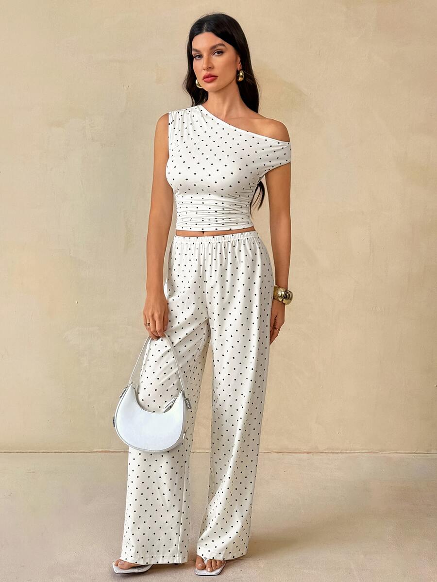 SHEIN Tall طقم نسائي طويل من قطعتين بلون بيج بنقاط بيضاء، ملابس علوية مكشوفة الكتفين وبنطال - لون مشمشي - مشاهدة 1