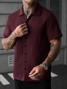 Manfinity CasualCool 男士休閒純色棕色短袖單排扣襯衫，街頭風，夏季 - 酒紅色 - 查看 5