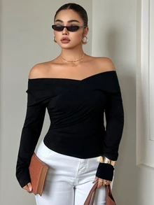 Dazy Plus Sexy Fitted Off-Shoulder Long Sleeve Black T-Shirt - Black - View 1