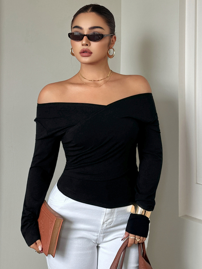 Dazy Plus Sexy Fitted Off-Shoulder Long Sleeve Black T-Shirt