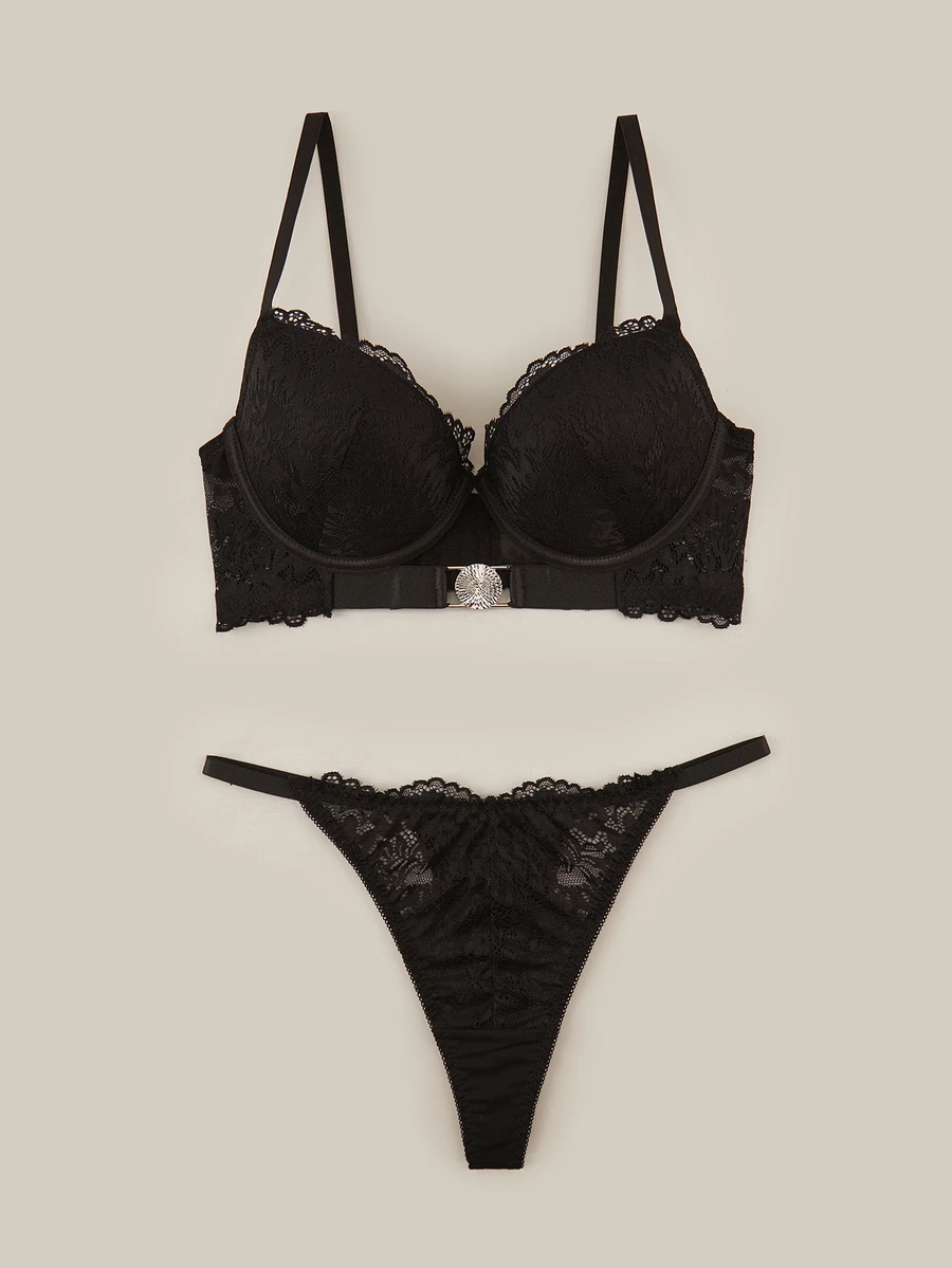 Bralution Set Pakaian Dalam Wanita Urban yang Menawan dan Berkilau, Berwarna Hitam, dengan Cup Cetak Berpenyangga Tinggi dan Hiasan Renda serta Gesper Logam, Motif Mengkilap, dan Dukungan Tinggi. - Hitam - View 1