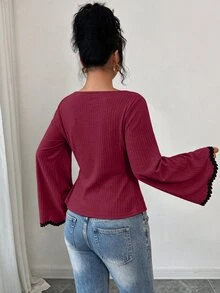 Selianne 女款標準尺寸秋冬收腰抓皺織帶拼接鏤空波浪邊休閒通勤T恤上衣 - 酒紅色 - 查看 2