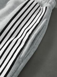 PAVTROS Men's Letter Embroidered Side Stripe Drawstring Waist Casual Sweatpants - Grey - View 4
