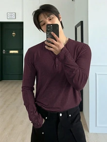 DAZY 春秋款男士長袖圓領半開鈕扣針織舒適面料長袖T恤 - 中紫紅色 - 查看 7