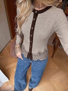 Serisse Women's Elegant Contrast Lace Trim Button Front Slim Fit Ribbed Knit Tee, Vintage Casual Long Sleeve Top, Fall Going Out Outfit - Apricot - View 4