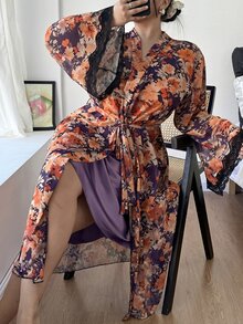 SHEIN 成熟優雅緞面細肩帶洋裝 花卉圖案網紗晨袍 大尺碼睡衣 2件套 - 紫色 - 查看 5